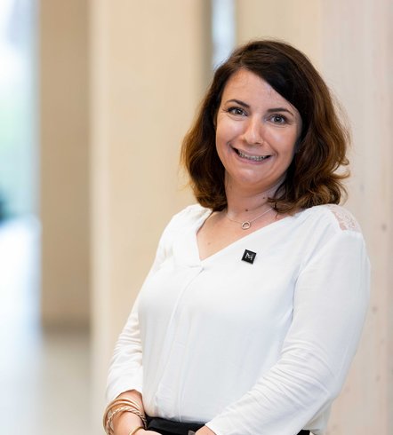 Élise COLOMINE